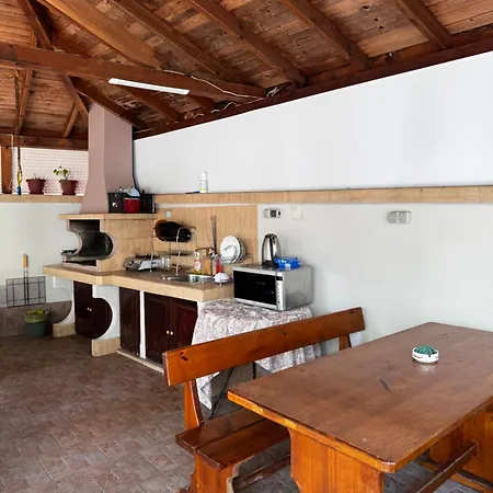 ゲストハウス Benadi ブルガス